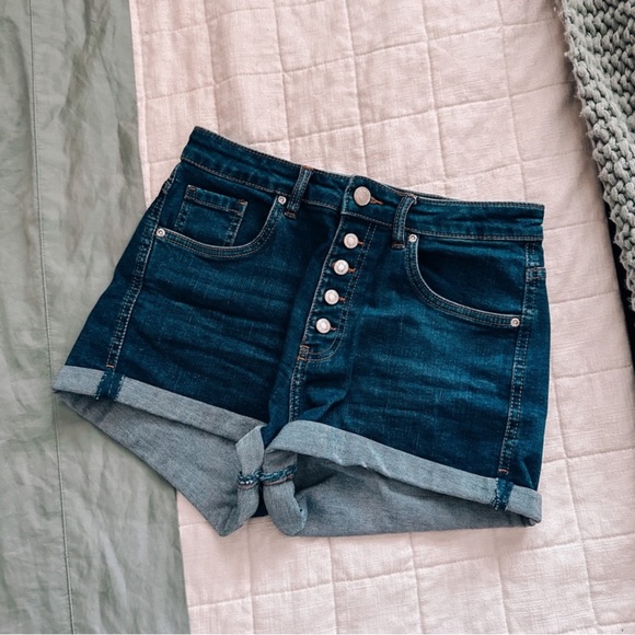 zara dark wash button fly rolled cuff shorts - Picture 3 of 6